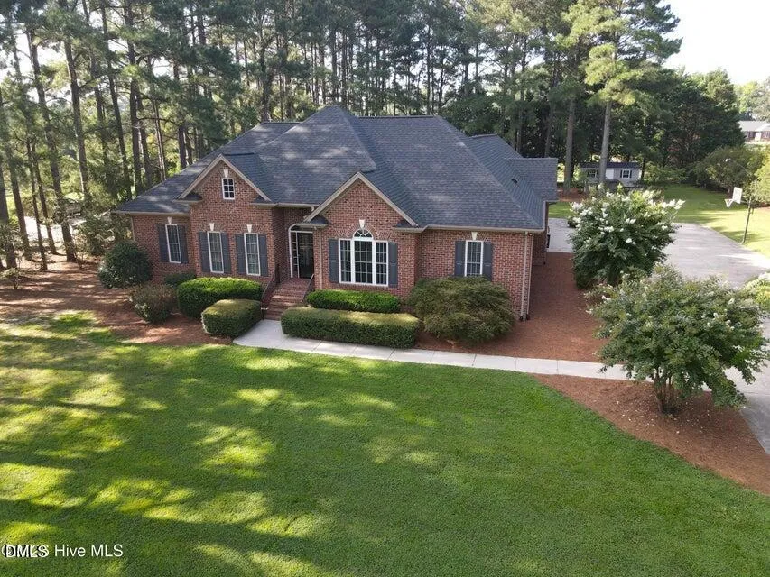 104 Arrowhead Court Louisburg, NC 27549