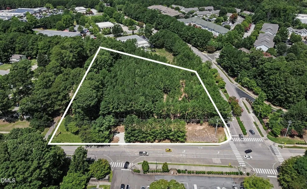 810 W Chatham Street Cary, NC 27511