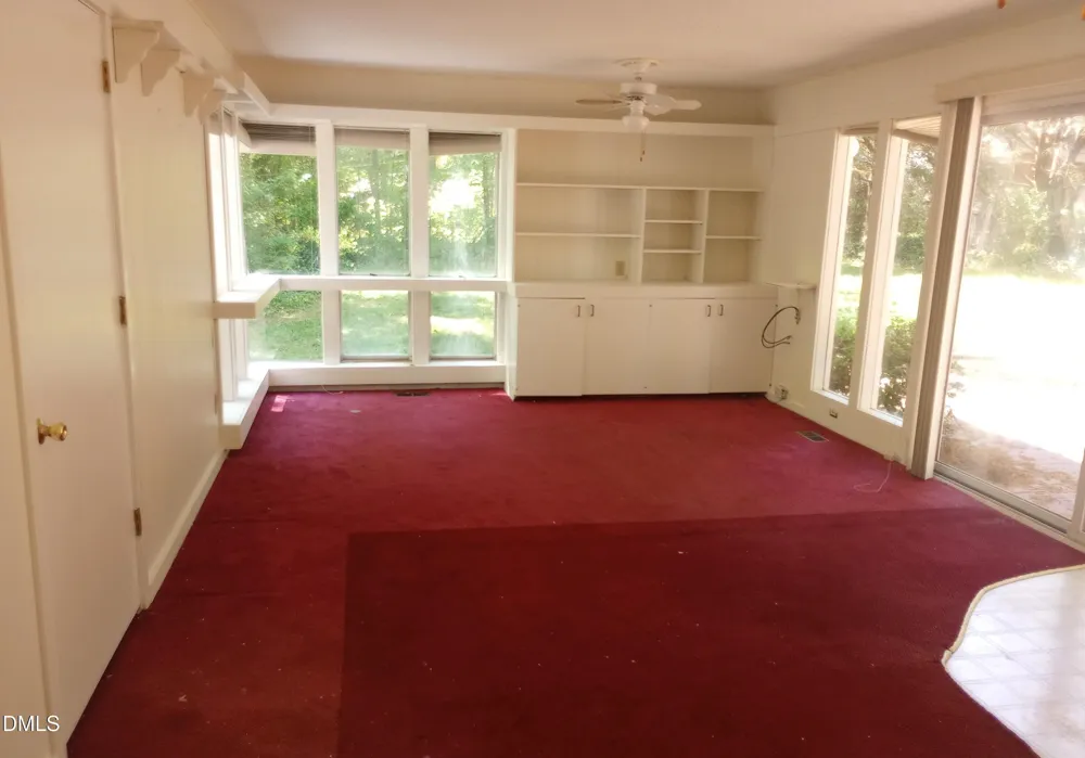 239 Hamilton Road Chapel Hill, NC 27517