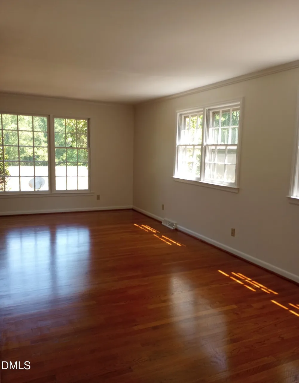 239 Hamilton Road Chapel Hill, NC 27517