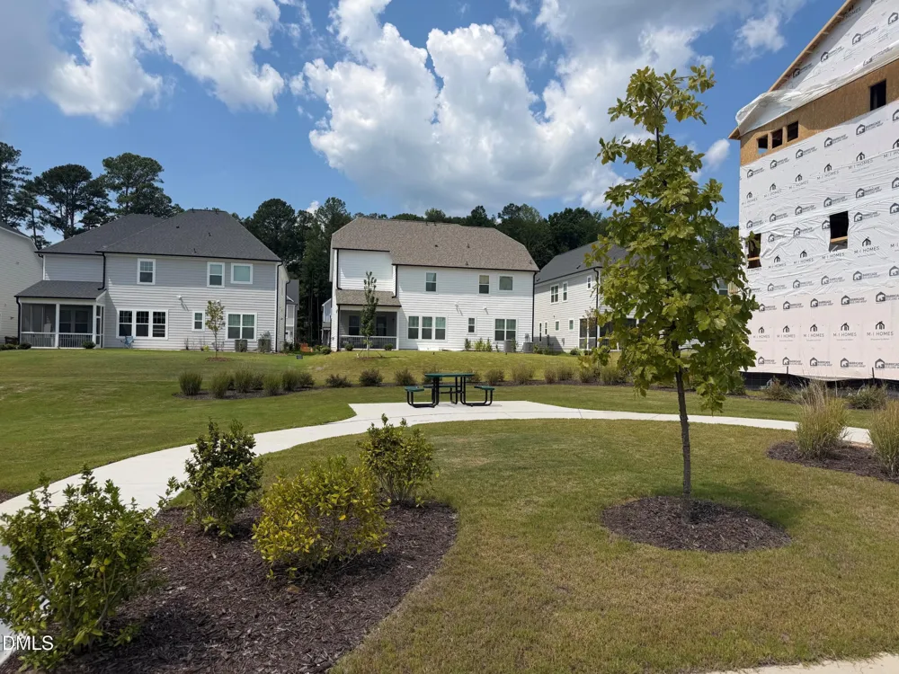 10043 Secluded Gdn Drive Apex, NC 27523