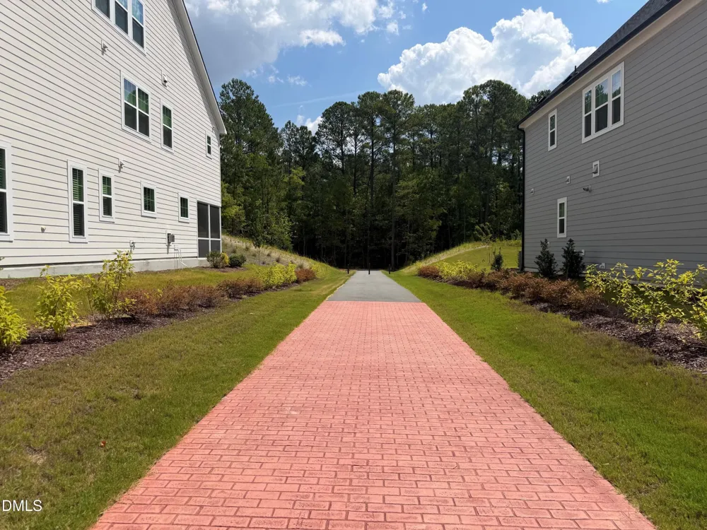 10043 Secluded Gdn Drive Apex, NC 27523