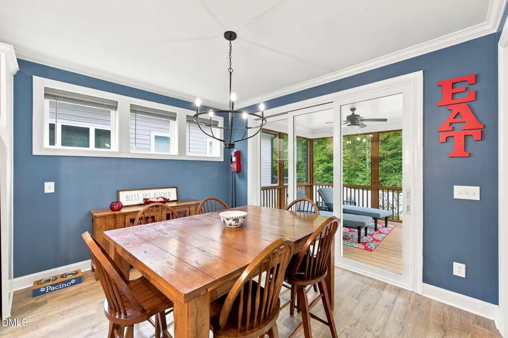 39 Monteith Drive Chapel Hill, NC 27516