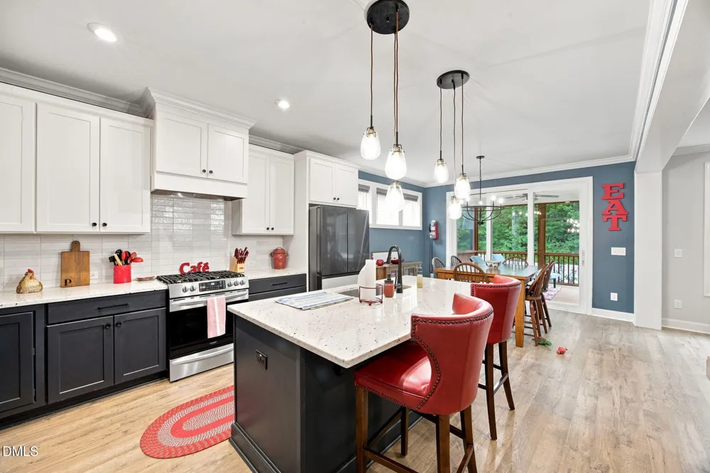39 Monteith Drive Chapel Hill, NC 27516