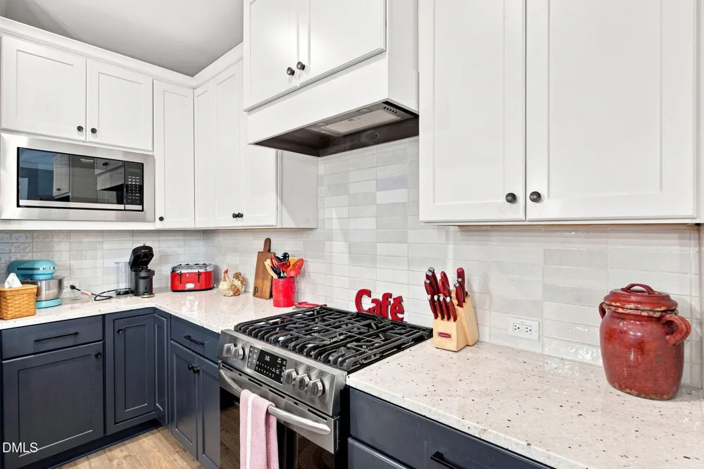 39 Monteith Drive Chapel Hill, NC 27516