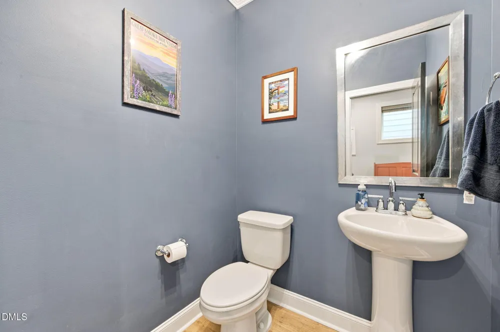 39 Monteith Drive Chapel Hill, NC 27516