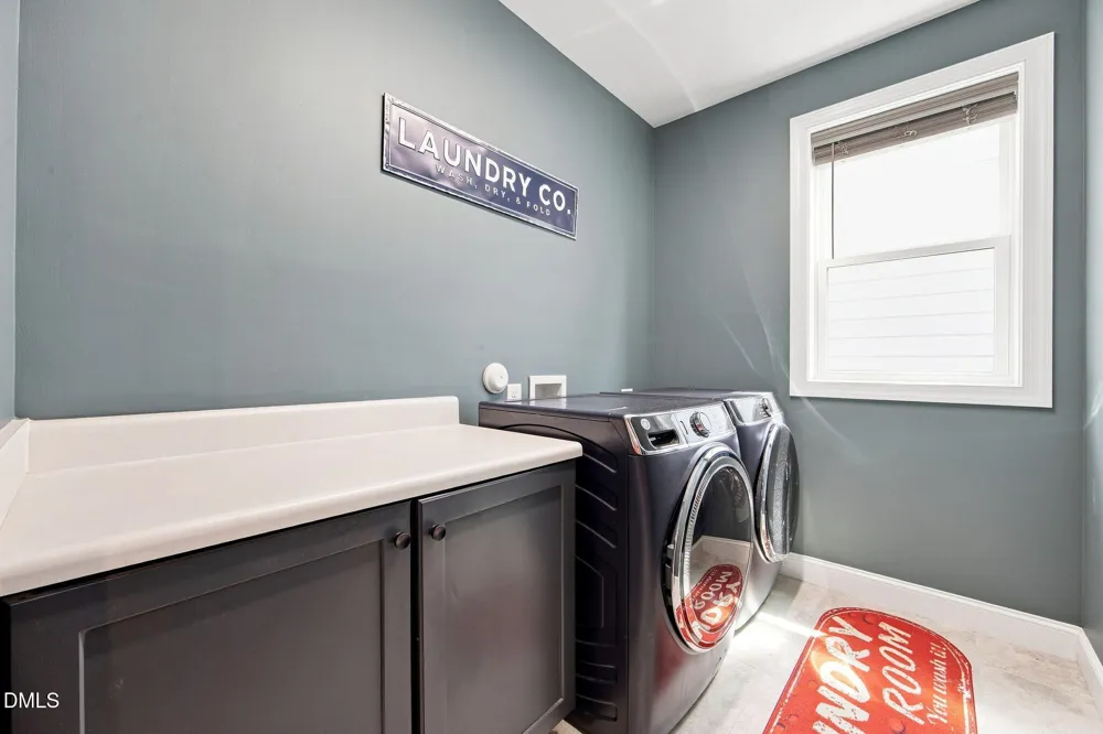 39 Monteith Drive Chapel Hill, NC 27516
