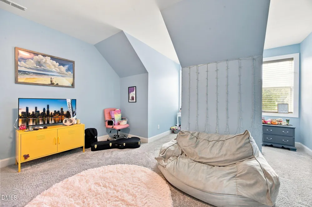 39 Monteith Drive Chapel Hill, NC 27516