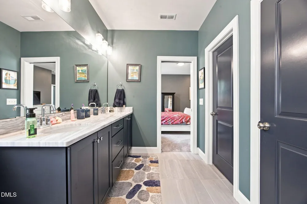39 Monteith Drive Chapel Hill, NC 27516