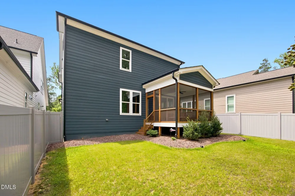 39 Monteith Drive Chapel Hill, NC 27516