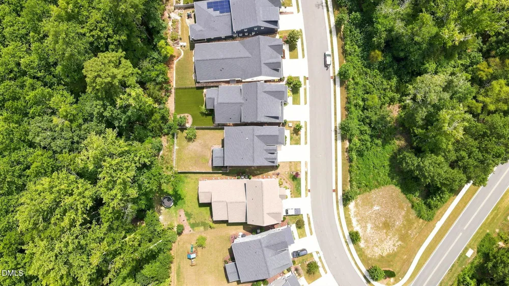 39 Monteith Drive Chapel Hill, NC 27516
