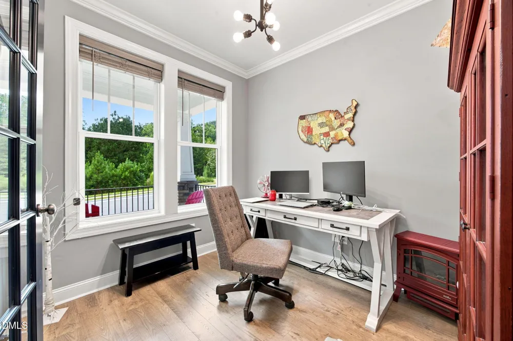 39 Monteith Drive Chapel Hill, NC 27516