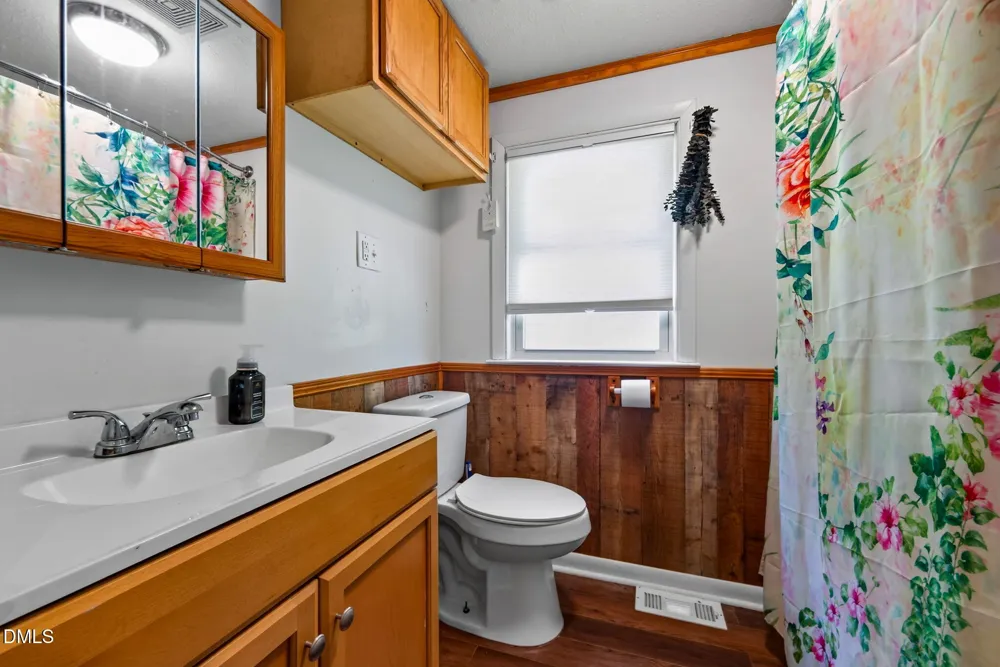 43 Carrie Street Coats, NC 27521