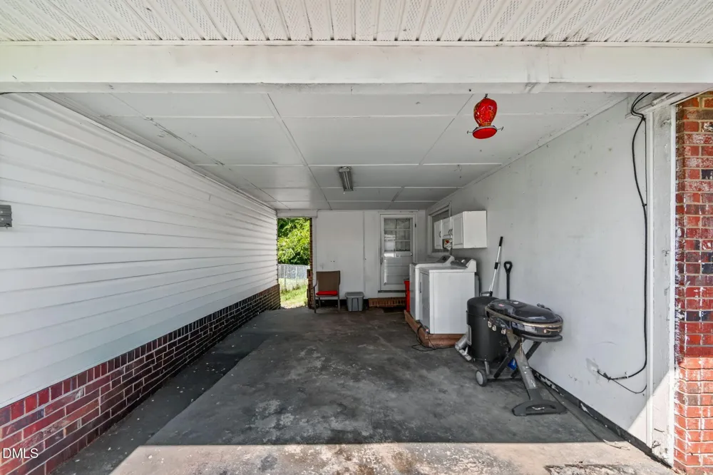 43 Carrie Street Coats, NC 27521