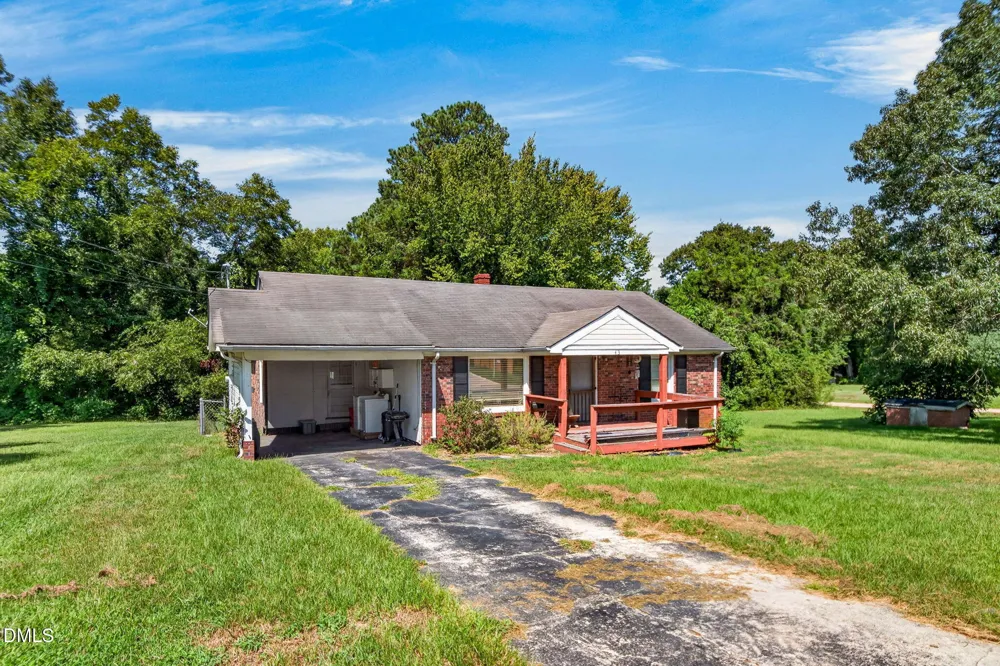43 Carrie Street Coats, NC 27521