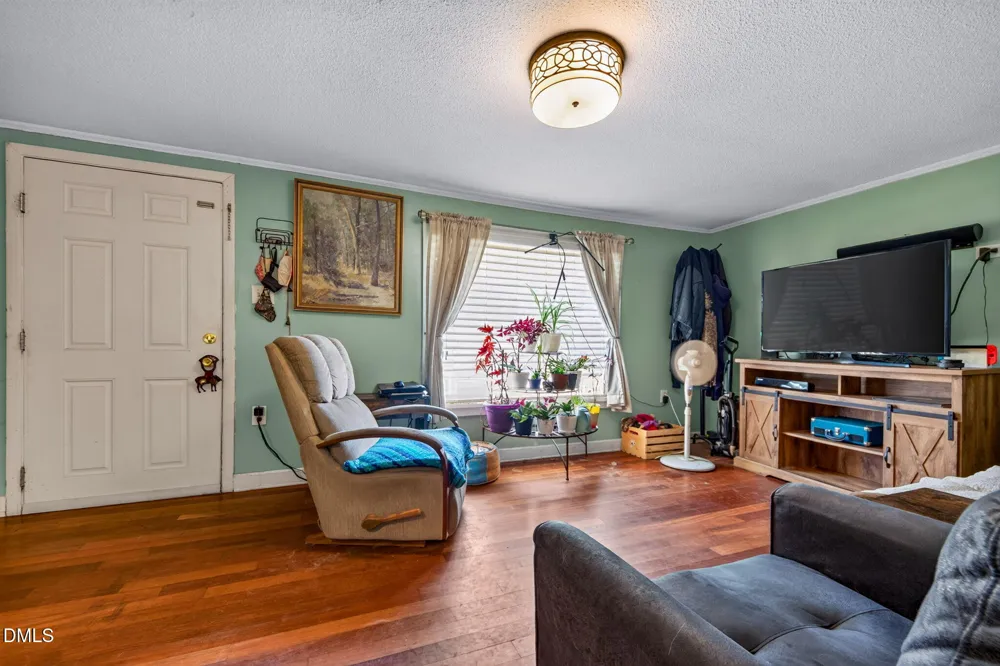 43 Carrie Street Coats, NC 27521