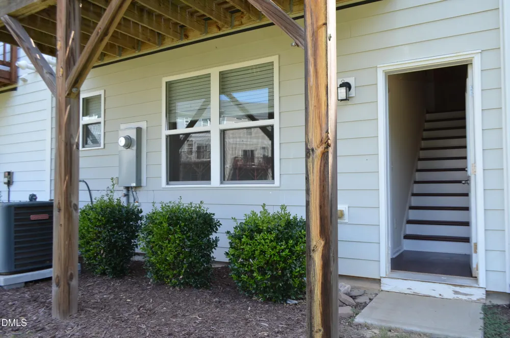 1124 Finch Court Apex, NC 27502