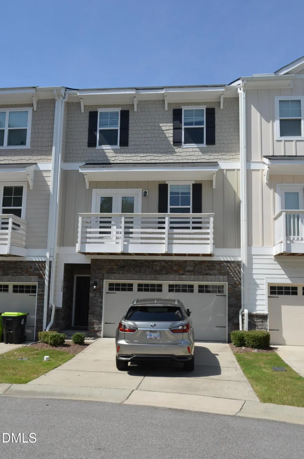 1124 Finch Court Apex, NC 27502
