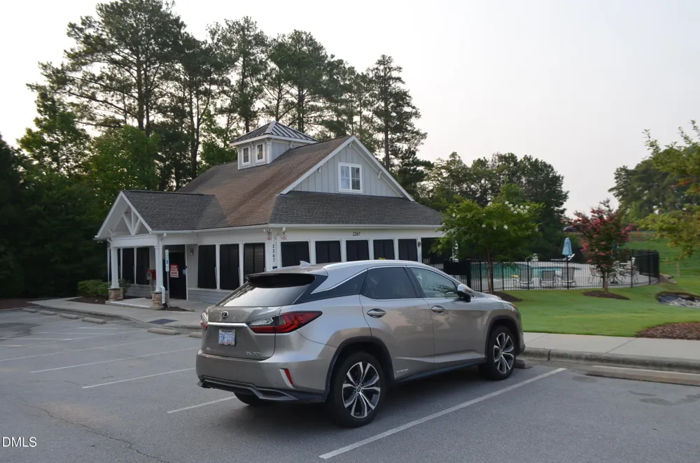 1124 Finch Court Apex, NC 27502