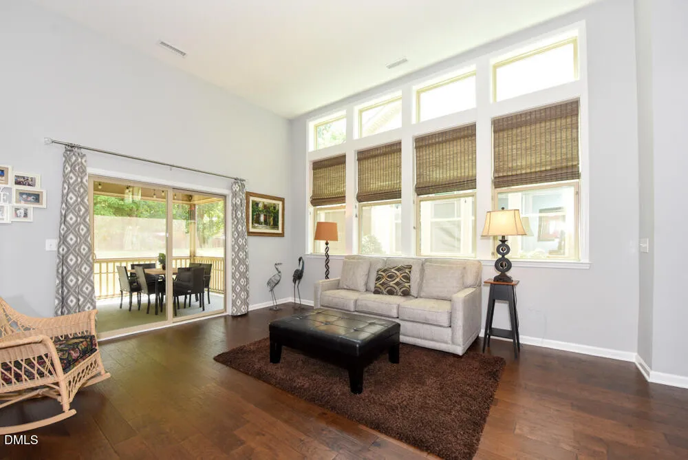 174 Ellsworth Manor Drive Hillsborough, NC 27278