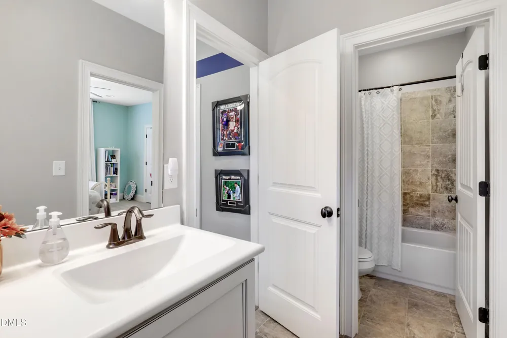 2523 Tuffeto Trace Apex, NC 27502