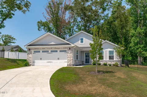 37 Richfield Court