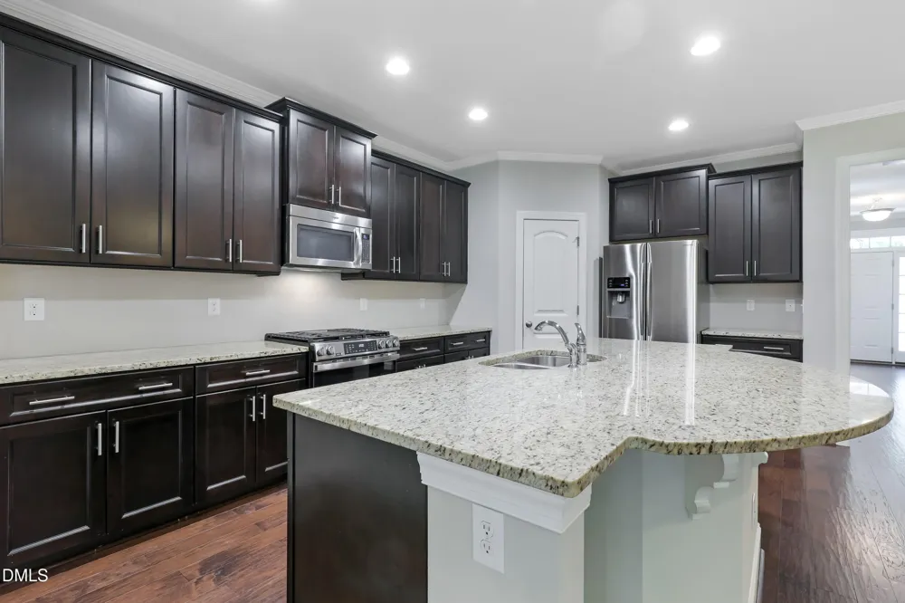 513 Morning Oaks Drive Holly Springs, NC 27540