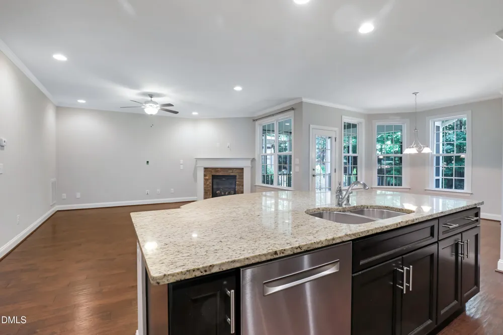 513 Morning Oaks Drive Holly Springs, NC 27540