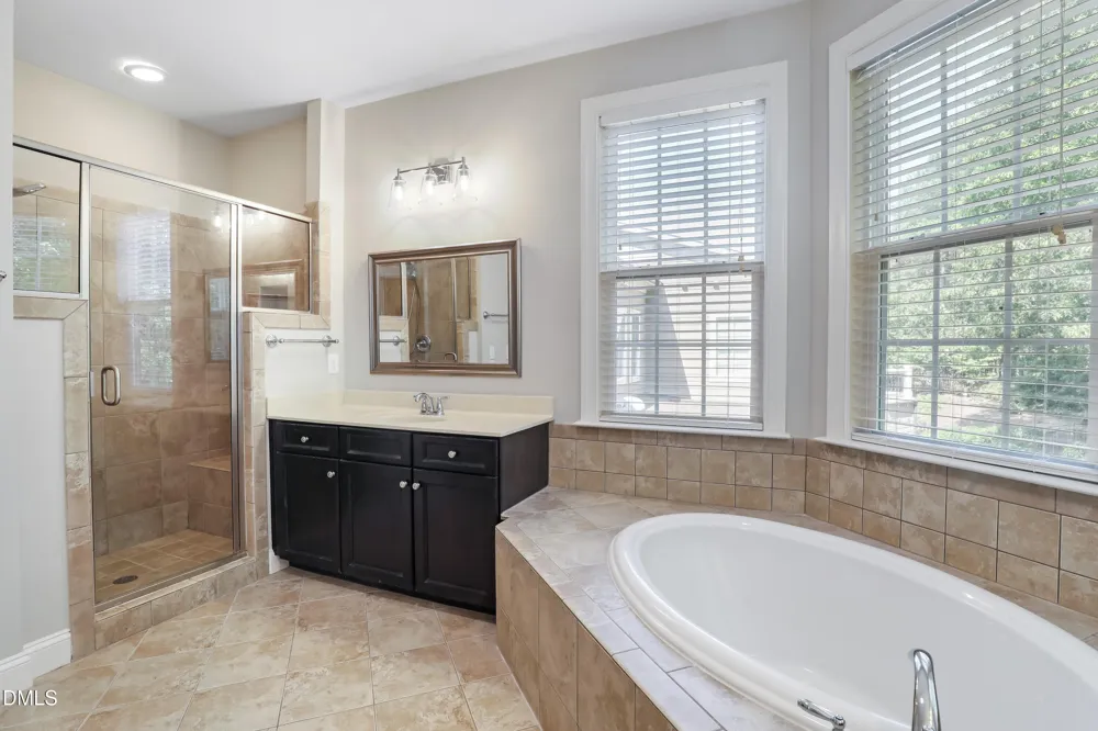 513 Morning Oaks Drive Holly Springs, NC 27540