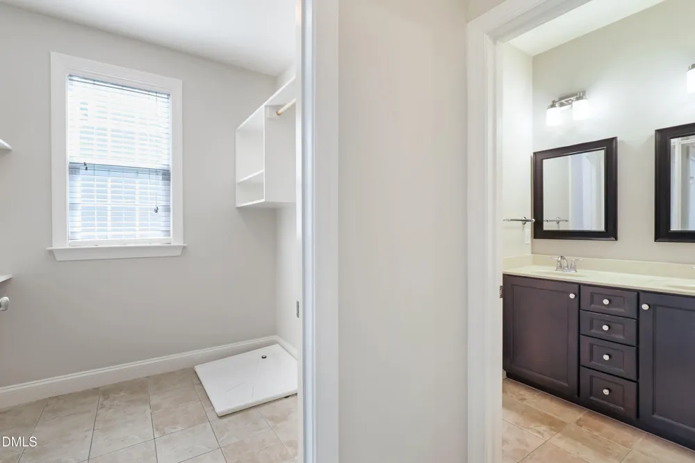 513 Morning Oaks Drive Holly Springs, NC 27540