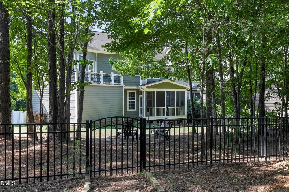 513 Morning Oaks Drive Holly Springs, NC 27540