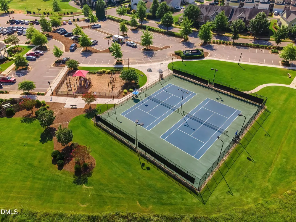 513 Morning Oaks Drive Holly Springs, NC 27540