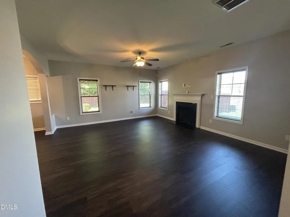 438 Roanoke Drive Raeford, NC 28376