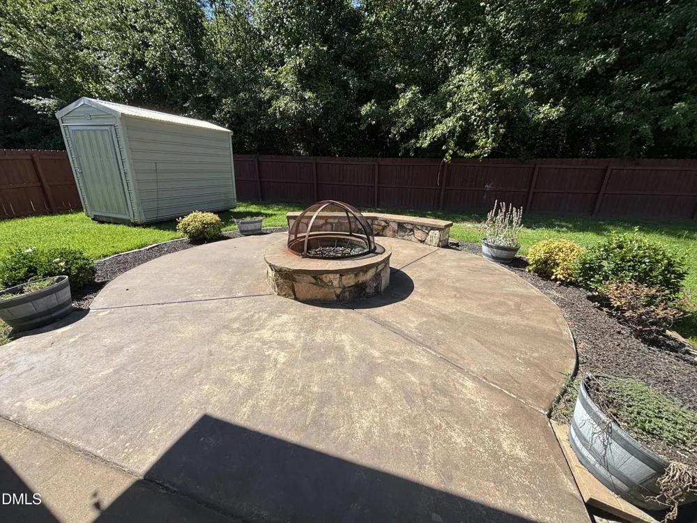 438 Roanoke Drive Raeford, NC 28376