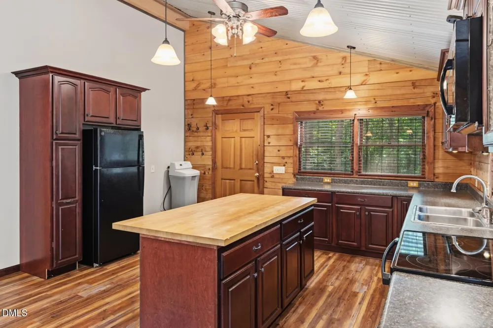 372 Round Fish Drive Sanford, NC 27330
