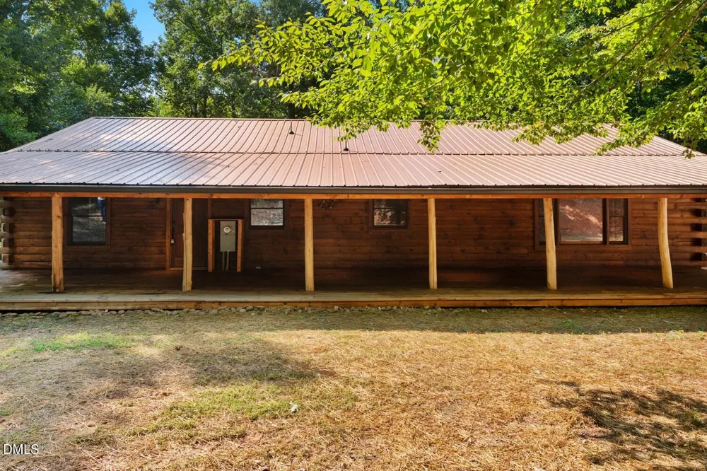 372 Round Fish Drive Sanford, NC 27330
