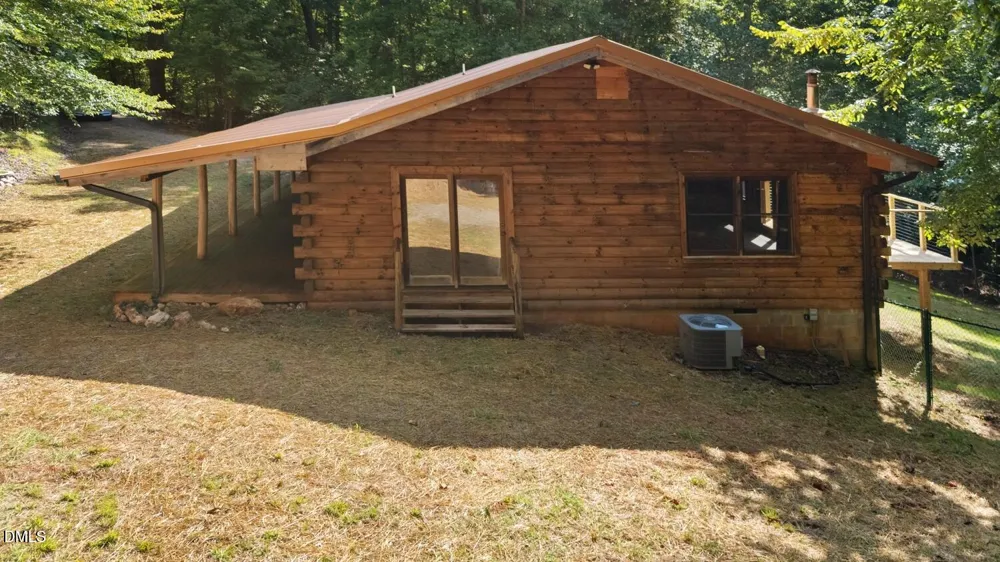372 Round Fish Drive Sanford, NC 27330