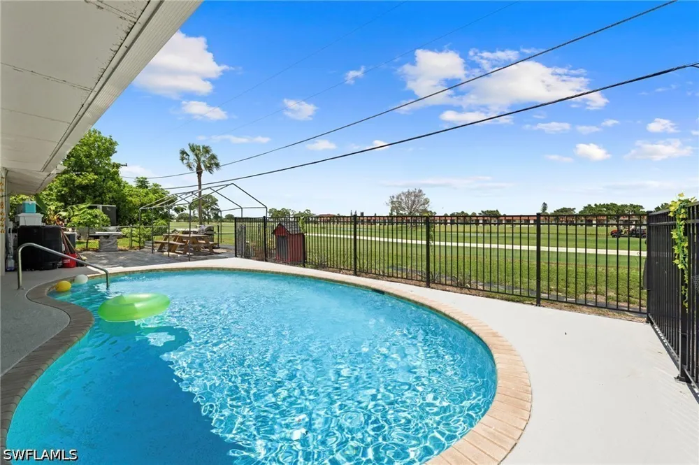 29th Place SW Naples, FL 34116
