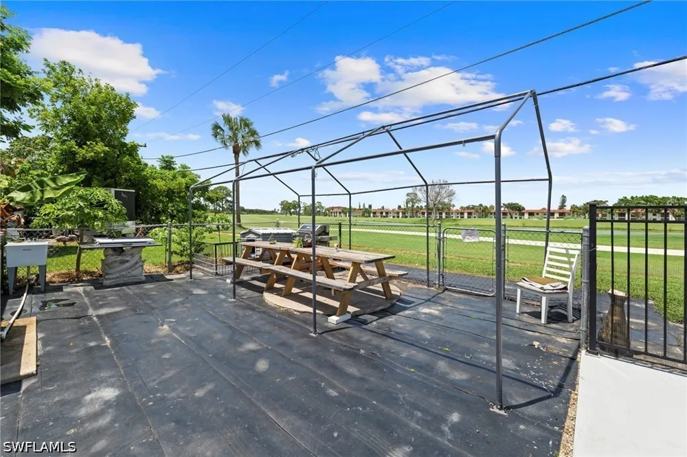 29th Place SW Naples, FL 34116