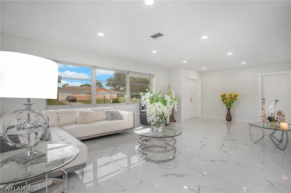 29th Place SW Naples, FL 34116