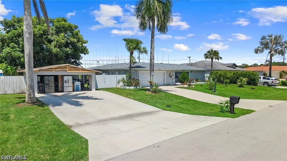 29th Place SW Naples, FL 34116