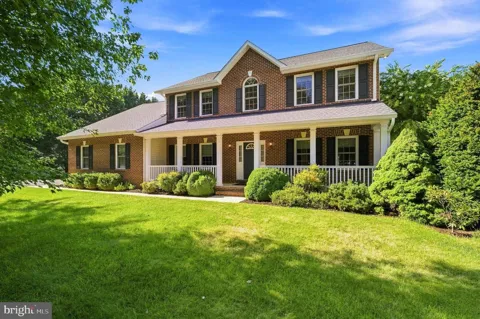 183 CROSS POINT DRIVE