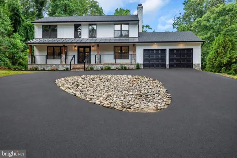 972 ARUNDEL DRIVE