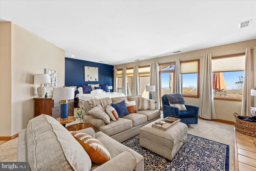 905 DIAMOND HILL Wintergreen, VA 22967