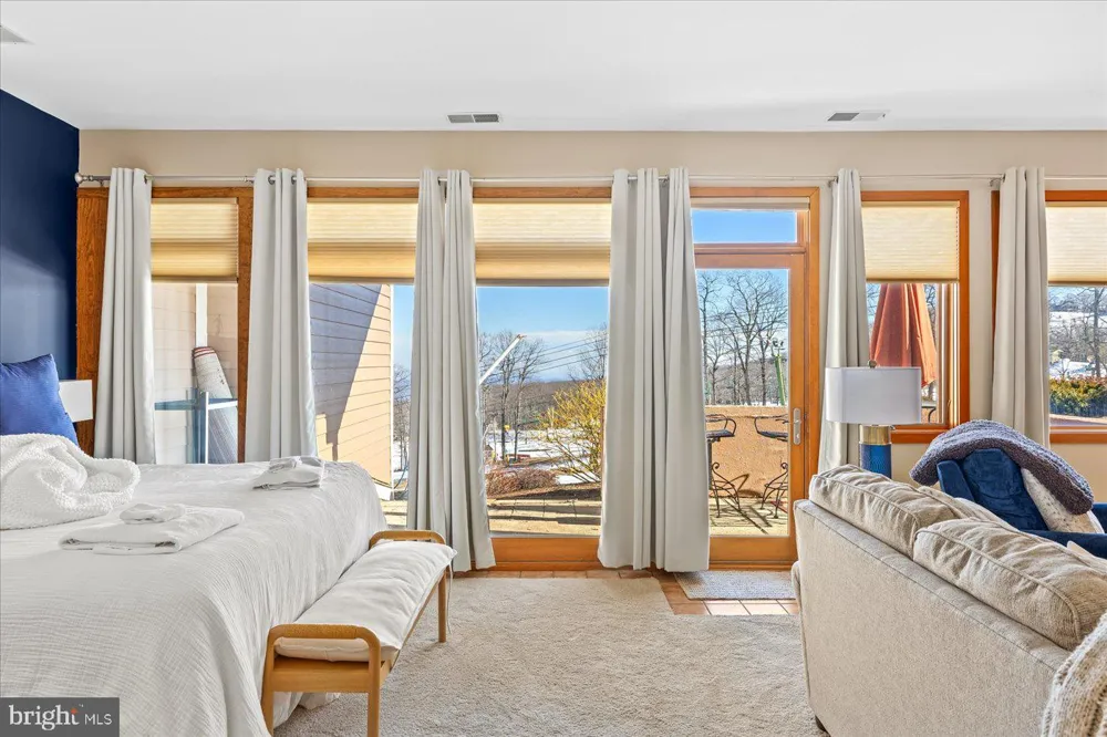 905 DIAMOND HILL Wintergreen, VA 22967