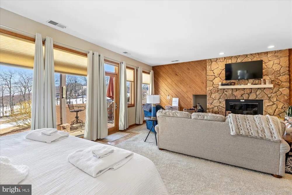905 DIAMOND HILL Wintergreen, VA 22967