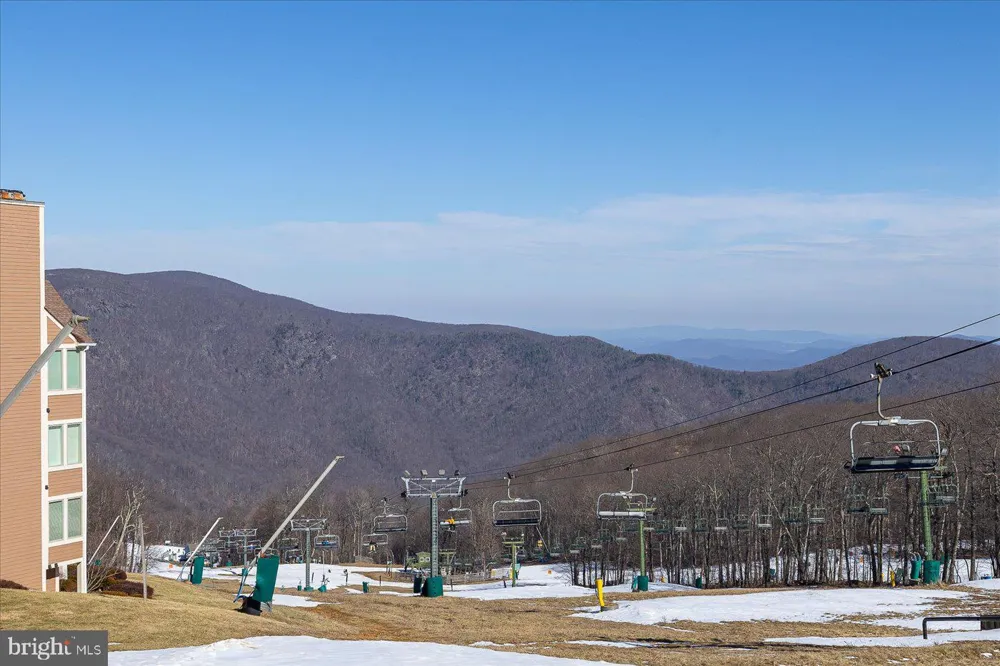 905 DIAMOND HILL Wintergreen, VA 22967