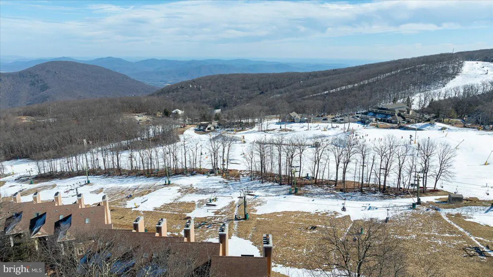 905 DIAMOND HILL Wintergreen, VA 22967