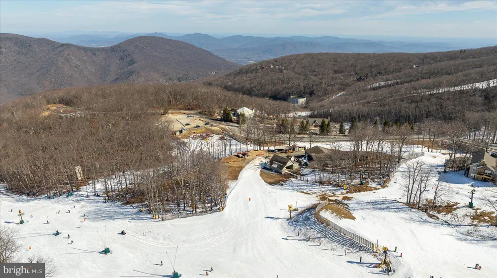 905 DIAMOND HILL Wintergreen, VA 22967