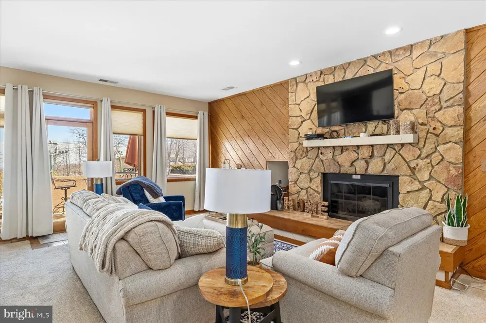 905 DIAMOND HILL Wintergreen, VA 22967